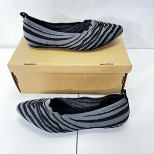Women's Black & Gray Knit Pointed Toe Flats